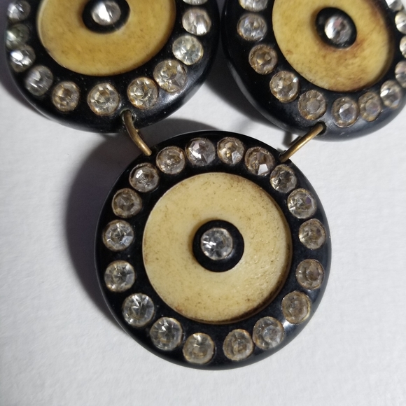 Relisted-Vintage Art Deco brooch early plastic pin yellow black clear rhinestone - Picture 15 of 16